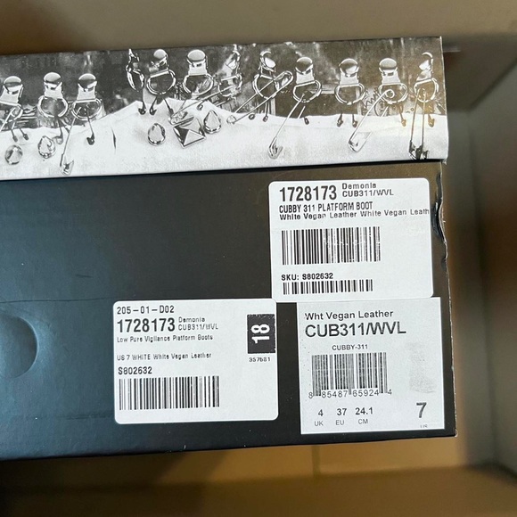 Demonia white fur platform boots ! - Picture 4 of 4